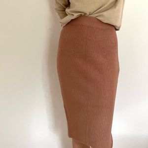 Dusty Rose Midi Knit Skirt
